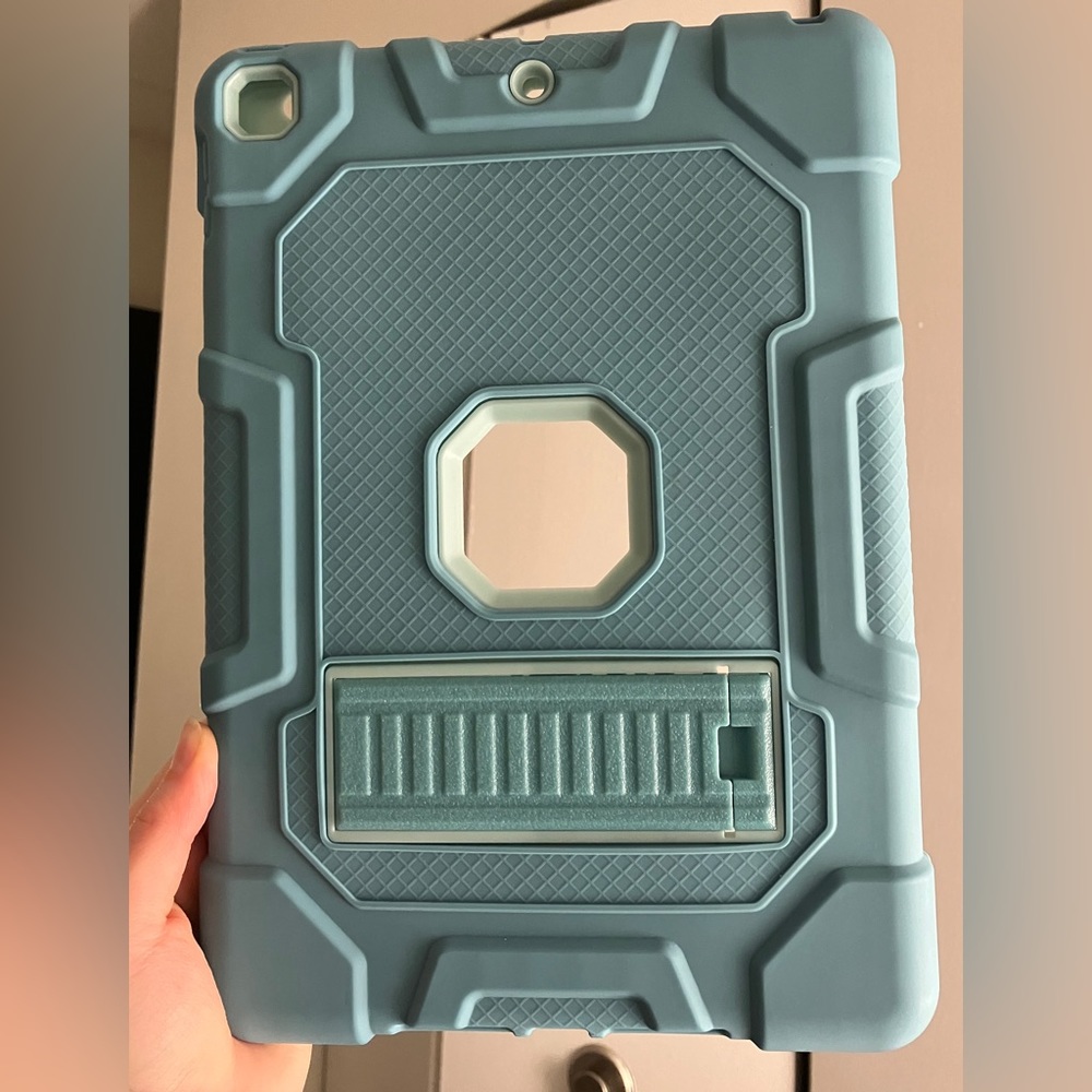 iPad 10.2 7th 8th 9th Gen Heavy Duty Rugged Shockproof Hard Stand Case Cover
